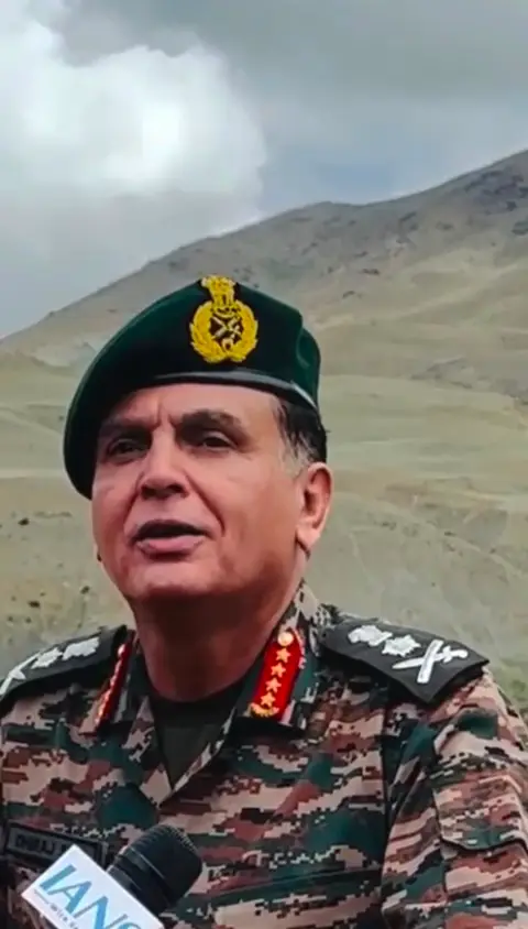 Army Chief Kargil tribute at Dras as Gen Dhiraj Seth salutes the fallen of 1999