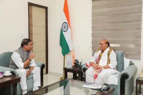 Assam Defence Manufacturing Push: CM Himanta Meets Rajnath Singh to Explore State's Role in India's Defence Sector