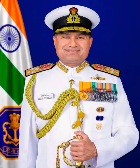 CNS Mauritius Visit: Admiral Krishna Swaminathan Reviews Maritime Cooperation with Port Louis