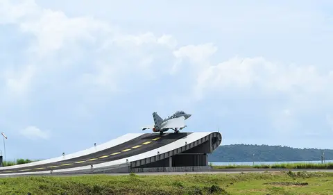 TEDBF (Twin Engine Deck Based Fighter)