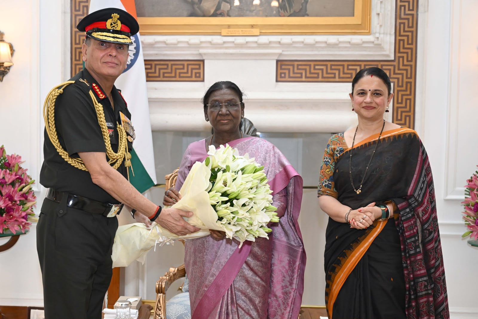 Gen Dhiraj Seth Calls on President Murmu After Taking Charge as Army Chief