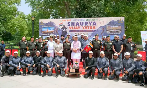 Shaurya Vijay Yatra Flagged Off for Kargil Vijay Diwas as 28 Riders Set Out for Dras